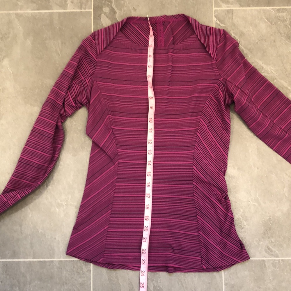 Lululemon running top - Picture 7 of 8